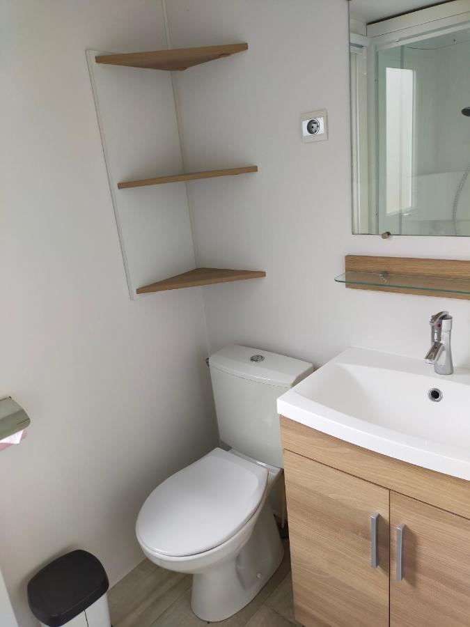 Mobil Home 6 Places Climatise Сен-Жан-де-Мон Екстериор снимка